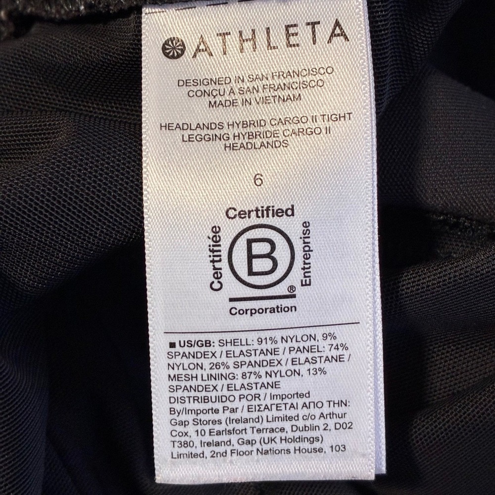 Athleta Headlands Hybrid Cargo II Tight Legging Zipper Pocket Black Women Size 6 - Picture 4 of 11